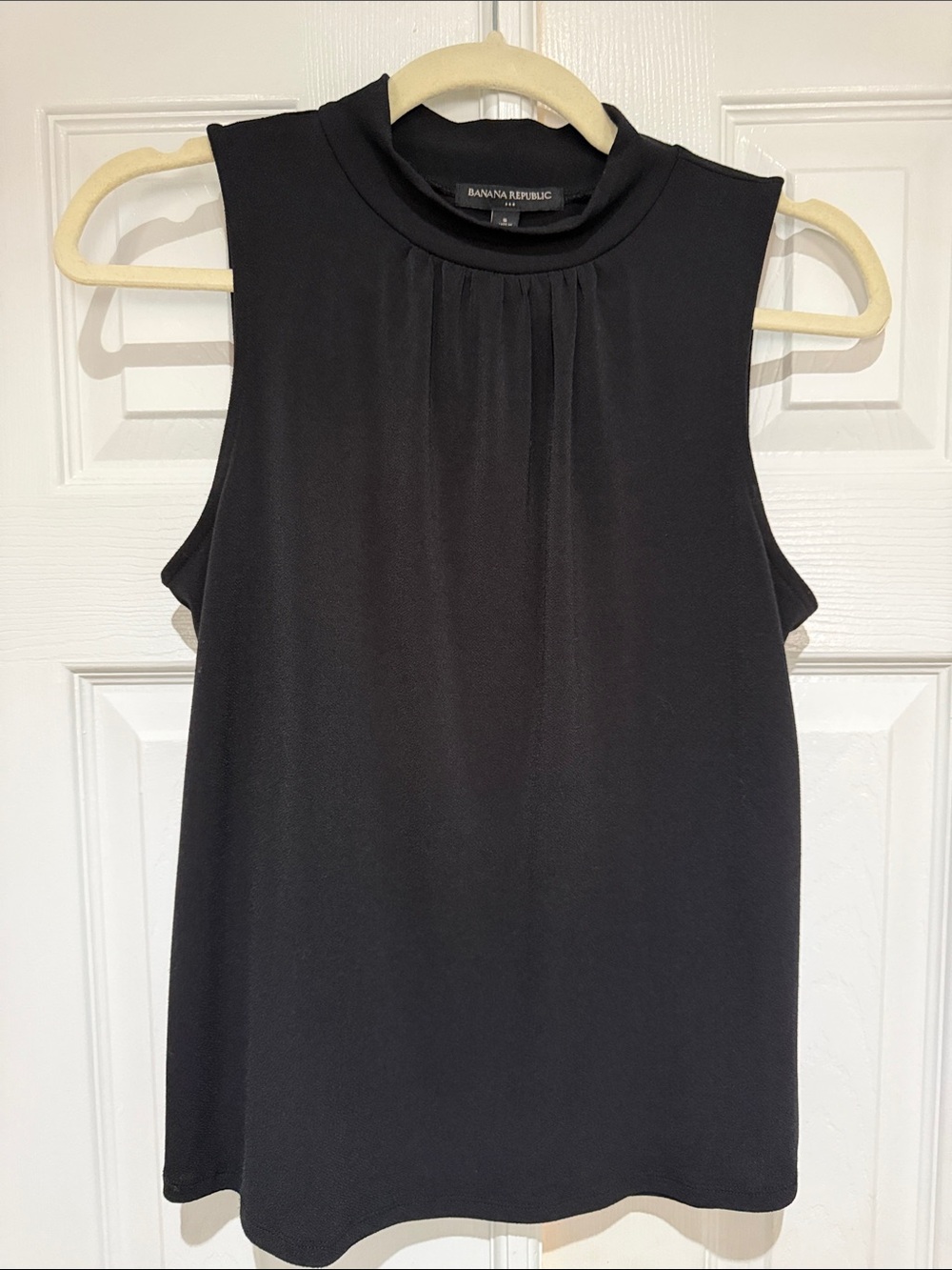 Banana Republic Black Sleeveless Mock Neck Blouse